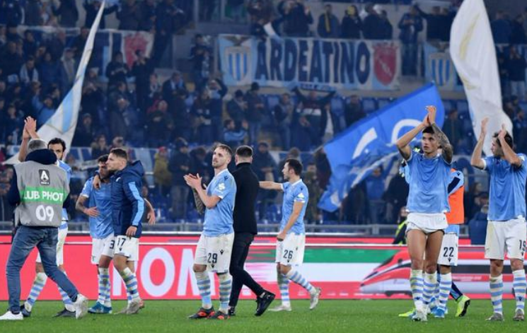  拉齐奥争议红牌引发赛后主帅激烈抗议  