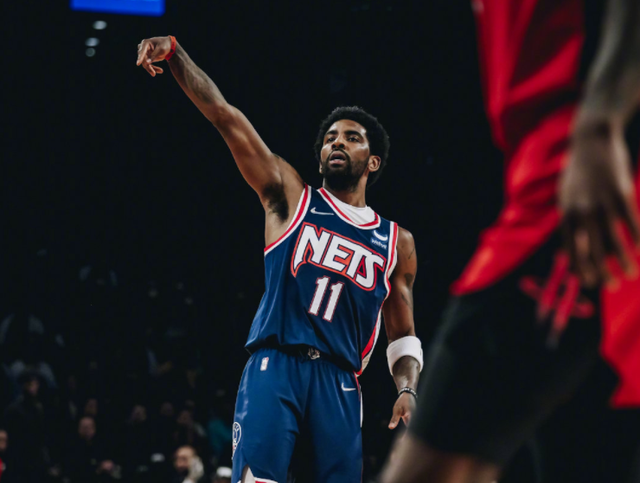  杜兰特末节独得18分太阳逆转篮网登顶西部  